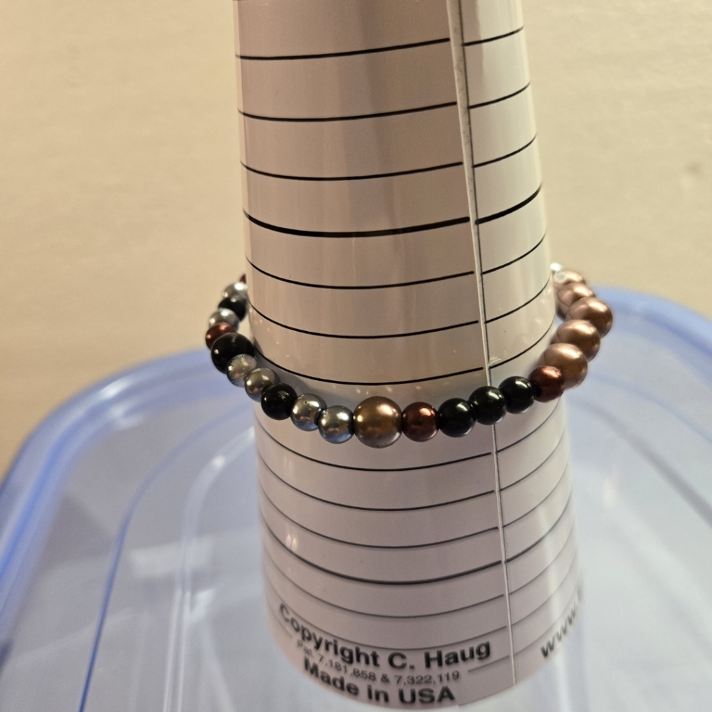 Hand Crafted Men's Black, Brown, Silver, and Copper Stretch Bracelet - Picture 7 of 8